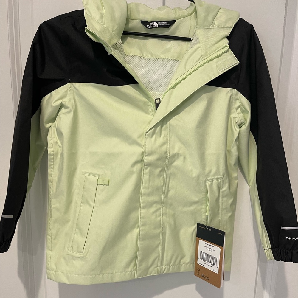 Brand new North Face kids antora jacket size 5